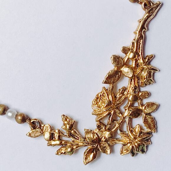 VTG 1950s Signed ART Floral Gold Tone Necklace Faux Pearl Mid Century Jewelry - Picture 10 of 10